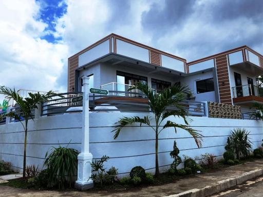 Casa Malbar Hot Spring Resort - Housity