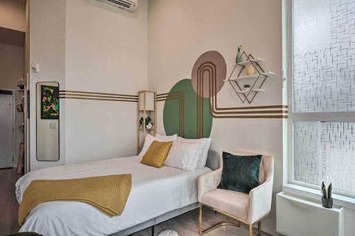 Stylish Ballard studio 15 mins from Space Needle - Housity