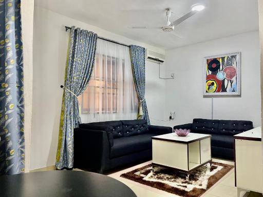 Unity House & Shortlets - Housity