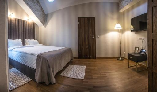 Old Riga Plaza Hotel - Housity