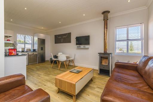 Irene Avenue Apartment - - Housity