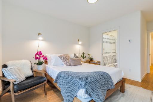 2BR 2BA The Ballard Modish, Seattle Location with rooftop view - Housity