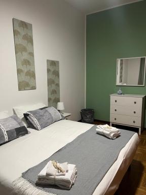 Ampio bilocale a Milano - Housity