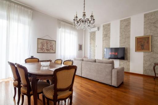 La Spezia Holidays - Housity