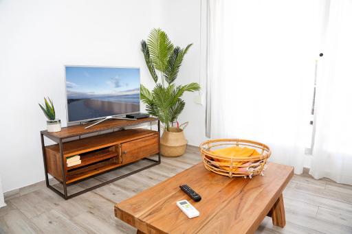 M&C Penthouse Santa Barbara - Housity