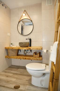 M&C Penthouse Santa Barbara - Housity