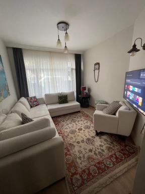Cozy place at Yeldeğirmeni, Kadıköy area - Housity