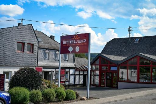 Hotel Steuer - Housity