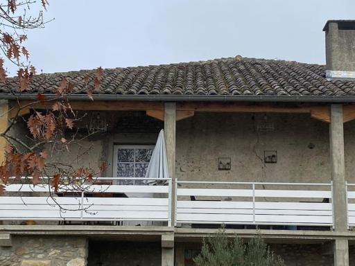 Studio dans ferme en rénovation - Housity
