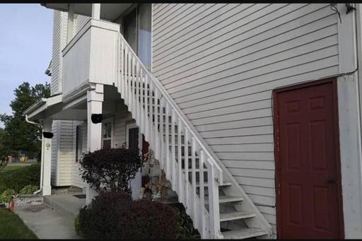 Lovely 2 Bedroom condo located in Matteson - Housity
