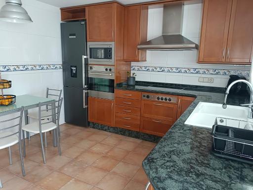 Acogedora y confortable casa familiar en L'Olleria - Housity