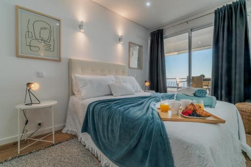 The View House - Sesimbra - Housity