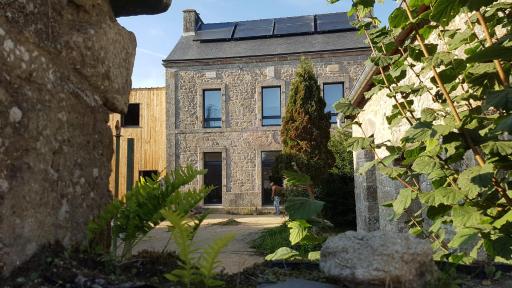 A la belle étoile - Housity