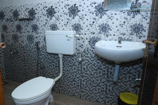 Airport Cochin Grand Residency , NEDUMBASSERY - Housity