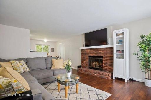 Pet Friendly Ranch Home 30 mins from O'Hare - Housity