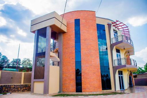 2-Bedroom: A hidden gem, comfort & space, an awesome base to explore Kigali just a few mins from Airport - Housity