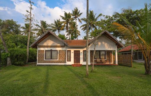 Ekantha Ala - Housity