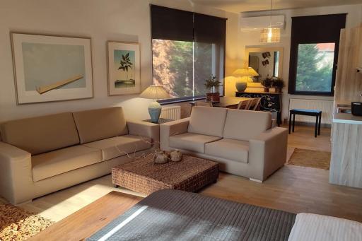 Lumen 1-bedroom apartment in the heart of Trikala - Housity