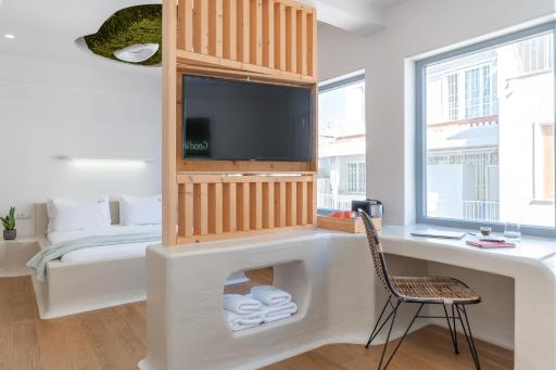 LOFUS Bio-Suites - Housity