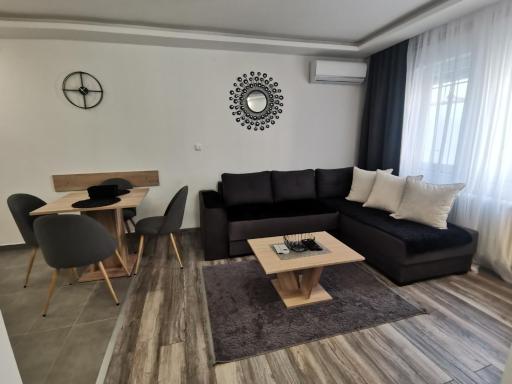Apartments Isidora - Housity