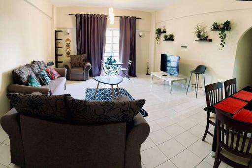 Le Renaissance Hill Top - Housity