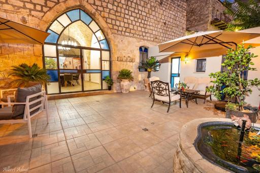 The Antiquity Heart Mansion - Housity