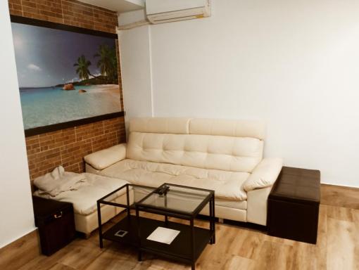 Precioso apartamento 3 habitaciones. Con patio. - Housity