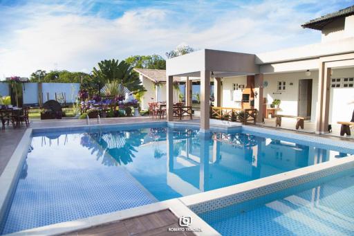 Ampla Casa de Veraneio - Housity