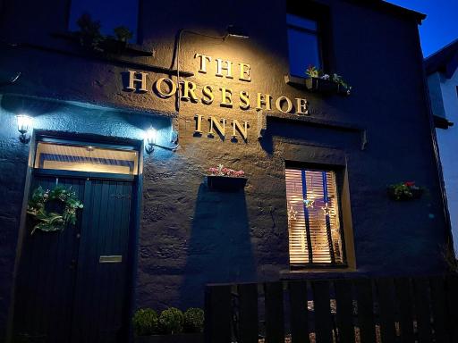 The Horseshoe Inn - Housity