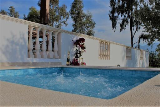 Luxurious villa with amazing mountain & sea views - Crete - Housity