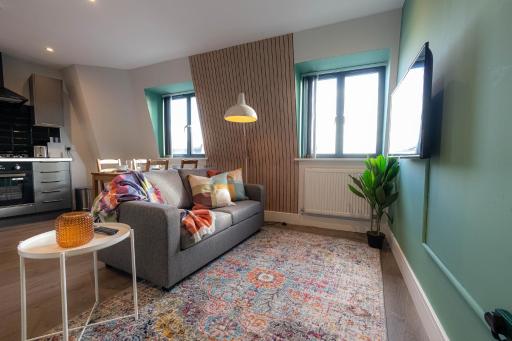 Luxe Apartments near Chalk Farm Station & Camden Market - Housity