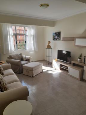 El Electron Parking Gratuito - Housity