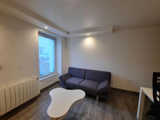 Charmante petite maison - Housity
