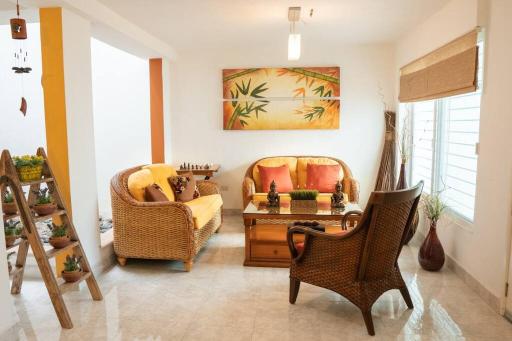 Casa completa con una habitación en Mérida - Housity