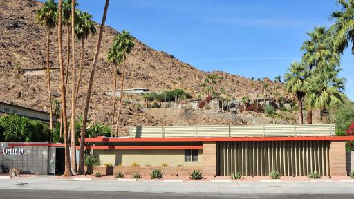 Orbit In - 21 and Over - A Town & Desert Boutique Hotel - Housity
