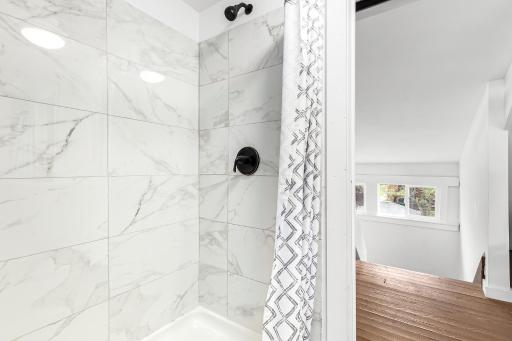 Stately Studio Apartment - Housity