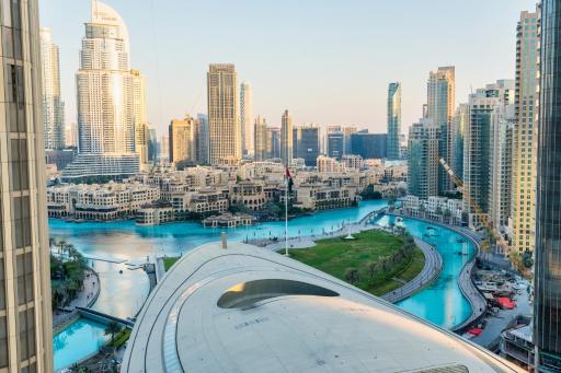 Luxurious Stay with Opera & Fountains Views - Housity