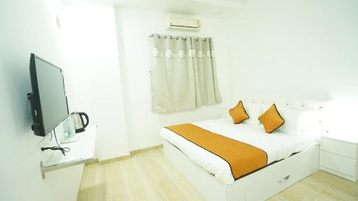 Hotel Malhar - Housity