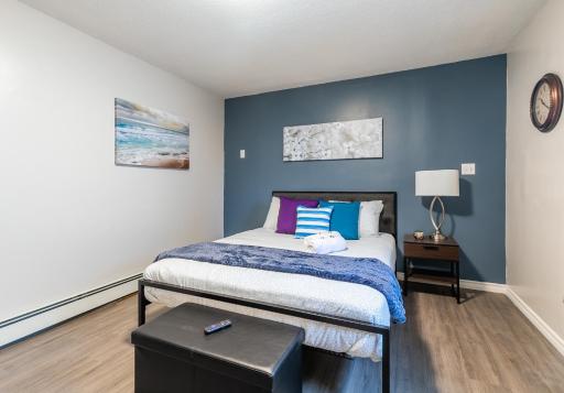 Newly Modernized Studio Apt - PRIME Walk Score - Housity