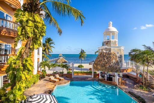 Lighthouse Beach Villas - Housity