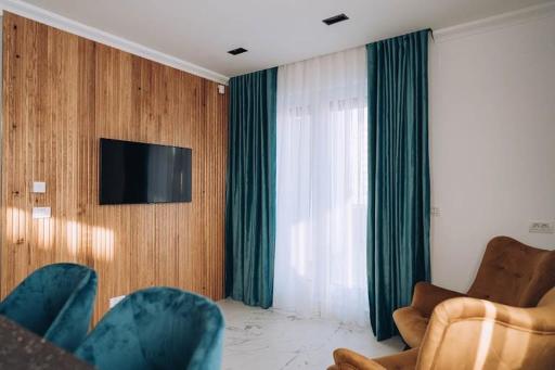 JLo's Apartments - Housity