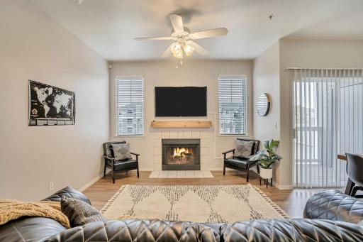 2 Jumbo King Beds w Pool 4K TVs Close to Hill AFB - Housity