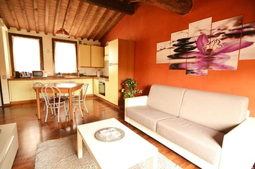 Il Tamarindo - in pieno centro storico - Housity