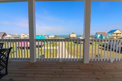 Hot Tub Gulf Views Fireplace BRAND NEW Beach Home in Treasure Island - Housity