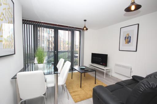 1 Bedroom Apartment, in Birmingham city centre, Chinese quarter - Housity