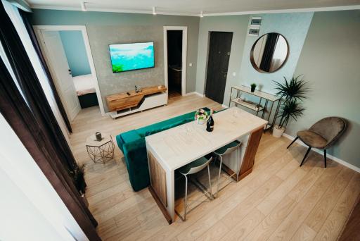 Studio 76 - Housity