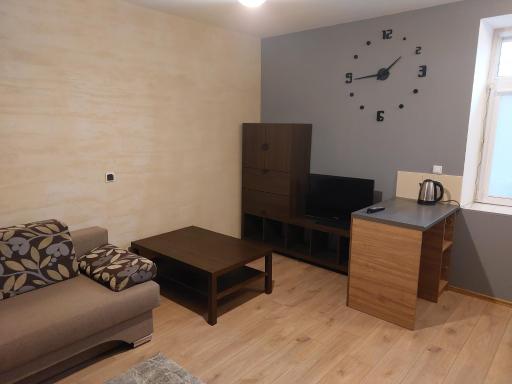 Kawalerka Ciemna 2a - Housity
