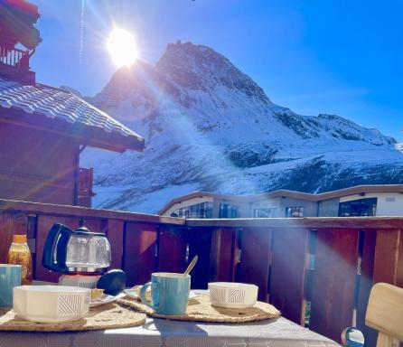 Charmant studio aux pieds des pistes vue sur la montagne - Housity