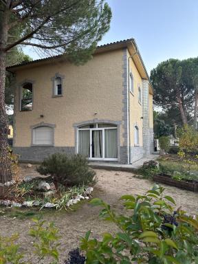El Capricho de Navares - Housity