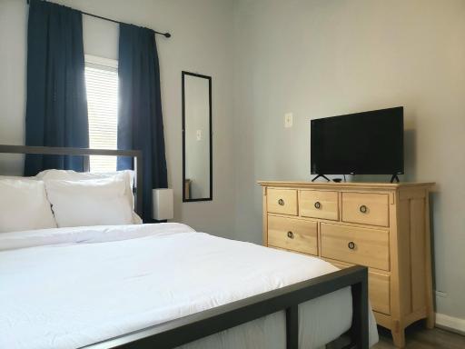 Private Duplex Near BWI Easy Access to I95 - Housity